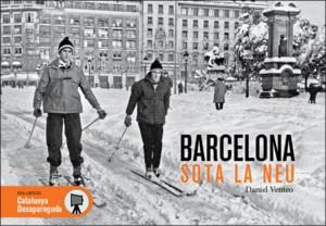 BARCELONA SOTA LA NEU | 9788417432126 | Llibreria La Font de Mimir - Llibreria online Barcelona - Comprar llibres català i castellà