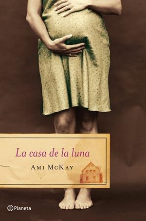 LA CASA DE LA LUNA | 9788408013938 | AMI MCKAY | Llibreria La Font de Mimir - Llibreria online Barcelona - Comprar llibres català i castellà