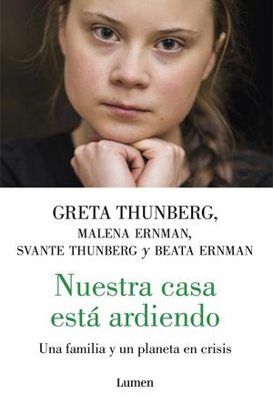 NUESTRA CASA ESTÁ ARDIENDO | 9788426407375 | THUNBERG, GRETA/VARIOS AUTORES, | Llibreria La Font de Mimir - Llibreria online Barcelona - Comprar llibres català i castellà