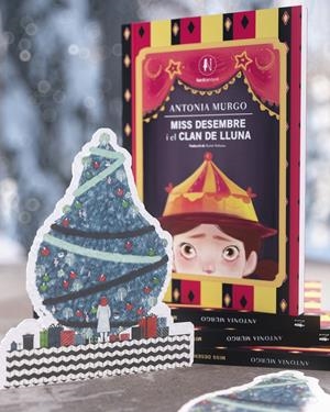 PACK NADAL MISS DESEMBRE I EL CLAN DE LLUNA | 9788419735928 | MURGO CAT, ANTONIA | Llibreria La Font de Mimir - Llibreria online Barcelona - Comprar llibres català i castellà