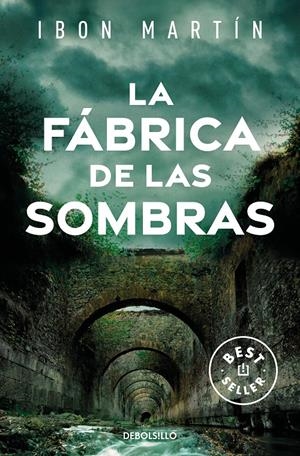 LA FÁBRICA DE LAS SOMBRAS (LOS CRÍMENES DEL FARO 2) | 9788466373500 | MARTÍN, IBON | Llibreria La Font de Mimir - Llibreria online Barcelona - Comprar llibres català i castellà