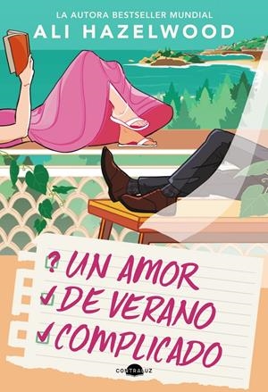 UN AMOR DE VERANO COMPLICADO | 9788419822932 | HAZELWOOD, ALI | Llibreria La Font de Mimir - Llibreria online Barcelona - Comprar llibres català i castellà